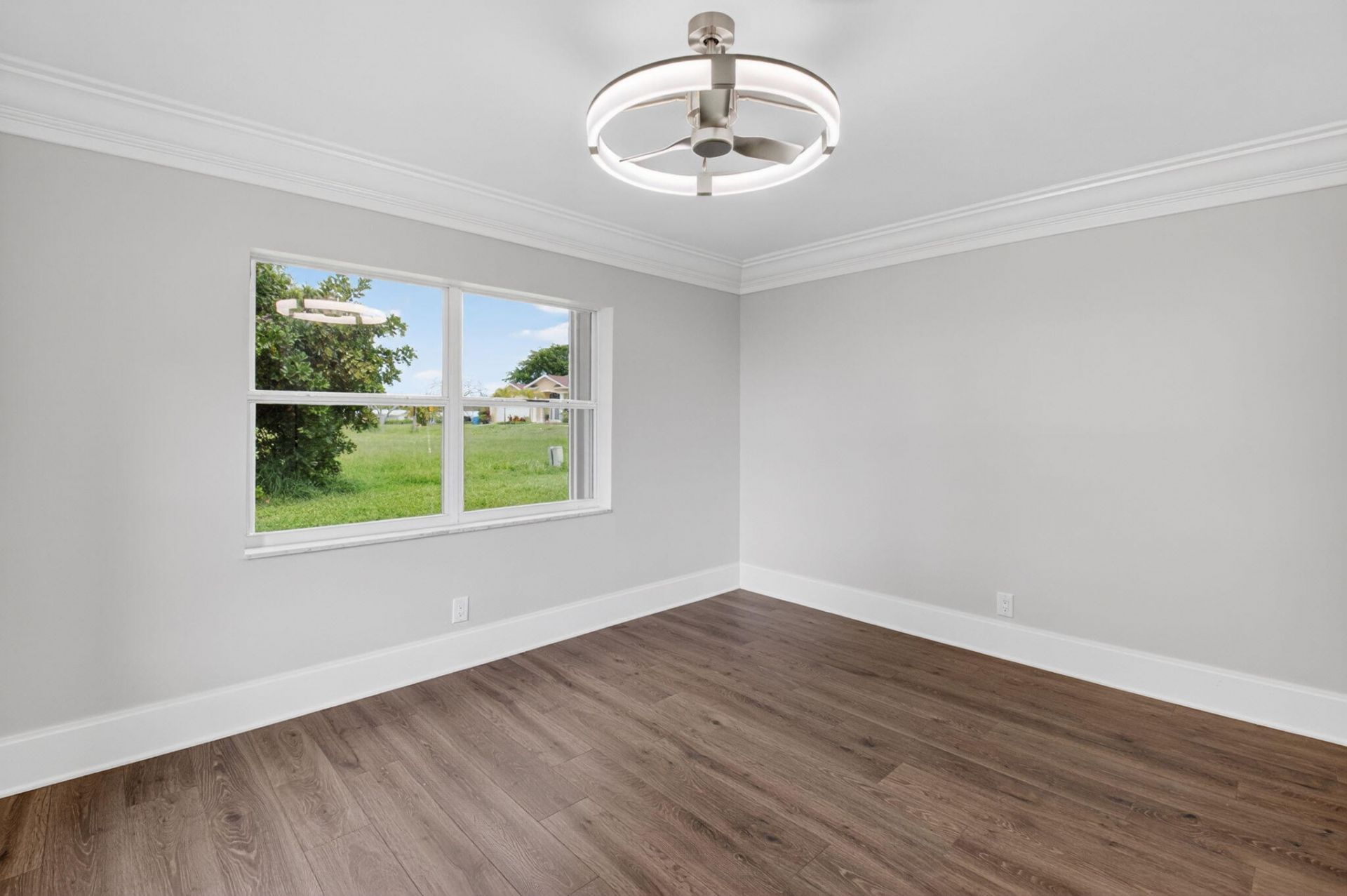 105 NW 8th Place, Boynton Beach, FL 33426 Photo