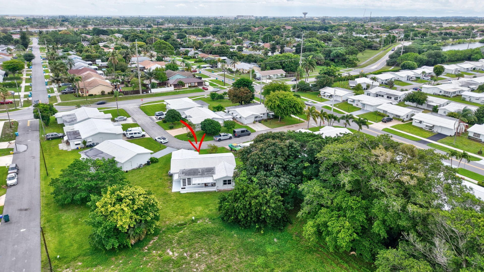 105 NW 8th Place, Boynton Beach, FL 33426 Photo