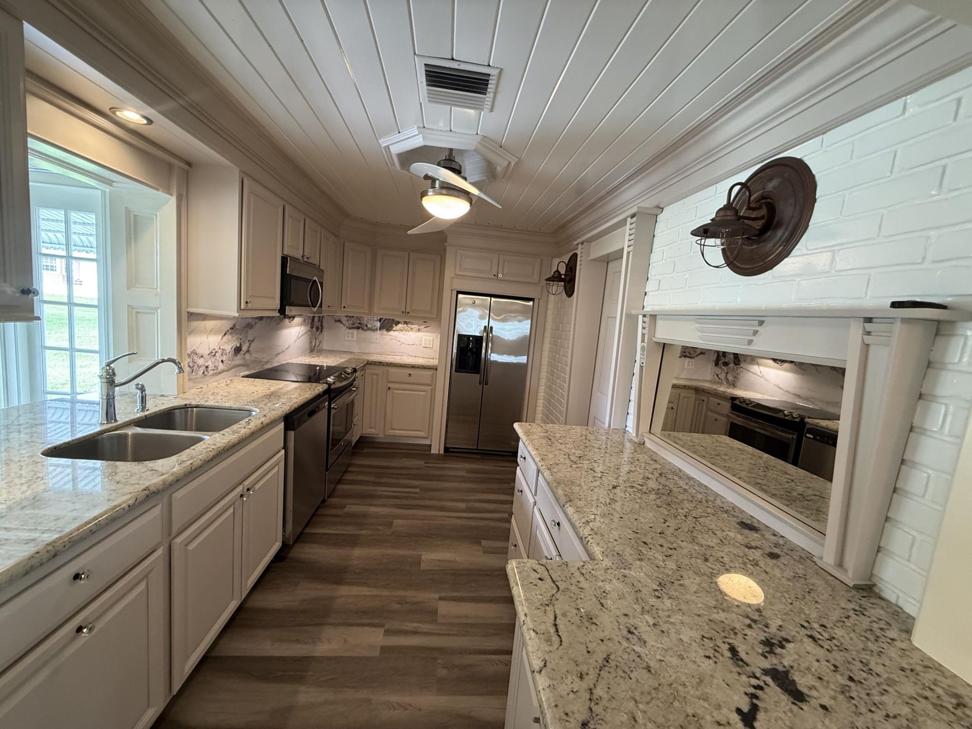 105 NW 8th Place, Boynton Beach, FL 33426 Photo