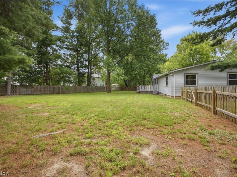 1734 Shannon Circle, Mineral Ridge, OH 44440 Photo 32