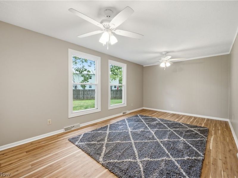 1734 Shannon Circle, Mineral Ridge, OH 44440 Photo 6