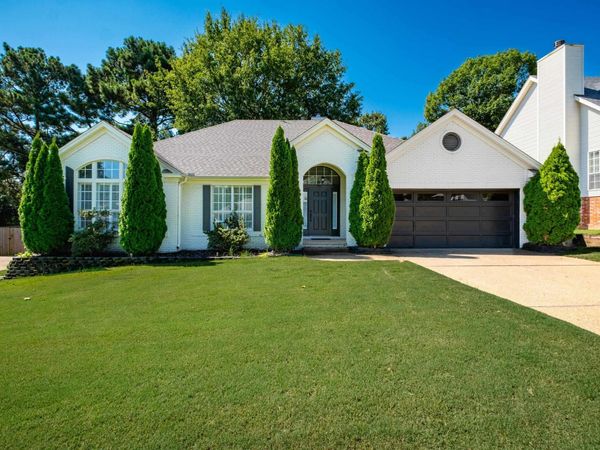 35 Westoak Cir, Little Rock, AR 72223