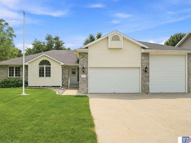 7761 Lowell Avenue, Lincoln, NE 68506