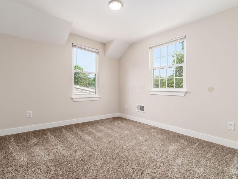 556 N Pickaway Street , Circleville, OH 43113 Photo 21