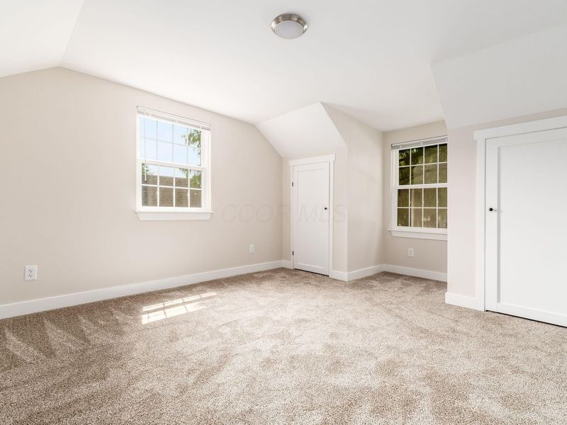 556 N Pickaway Street , Circleville, OH 43113 Photo 28