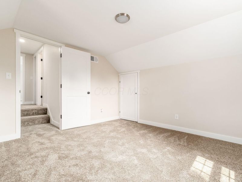 556 N Pickaway Street , Circleville, OH 43113 Photo 29