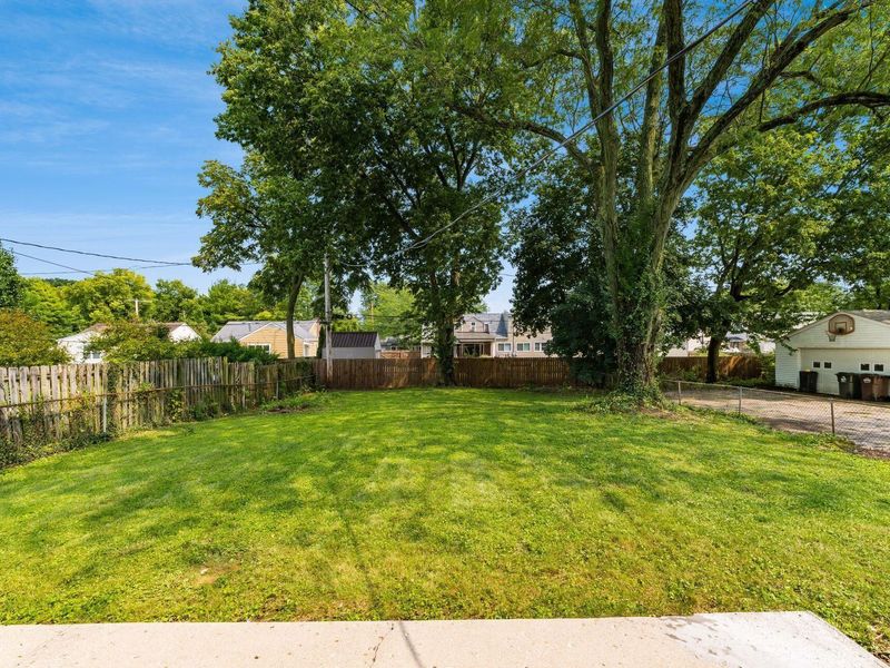 556 N Pickaway Street , Circleville, OH 43113 Photo 37