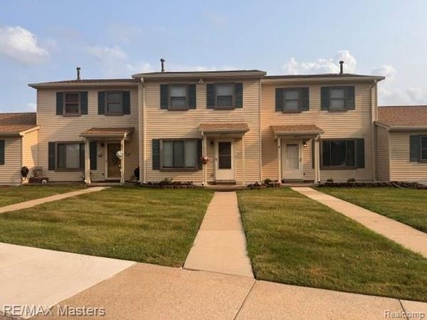 20025 Village Green Court , Brownstown Township, Mi 48183