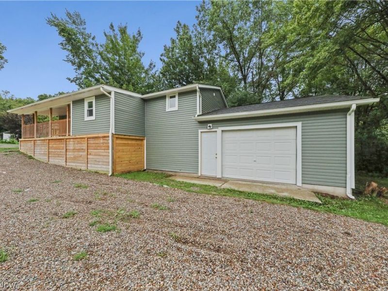 5519 N Freedom Street, Ravenna, OH 44266 Photo 2