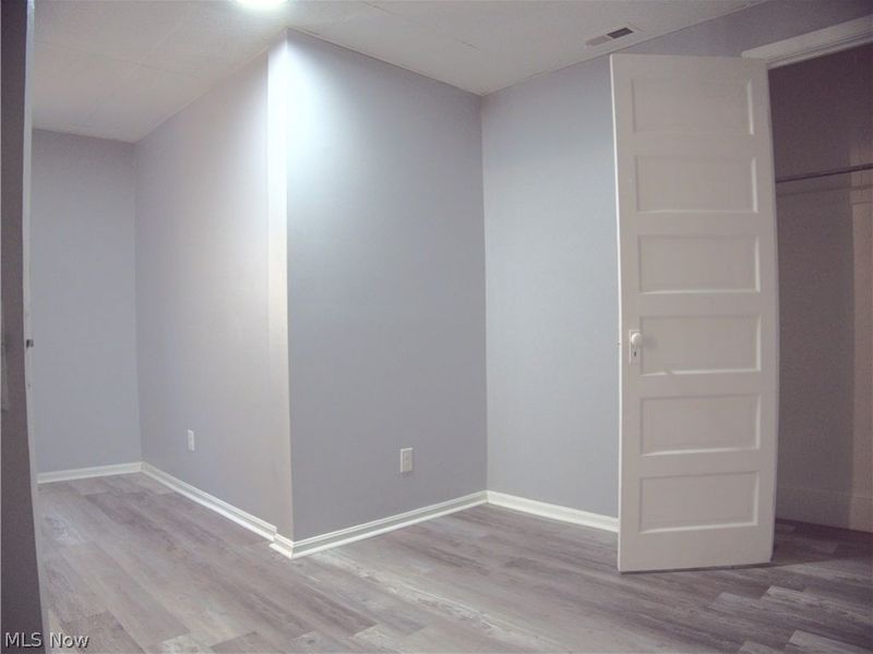 687 Broadway Avenue, Bedford, OH 44146 Photo 5