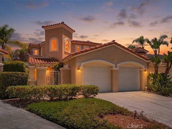 9 Avenida Daroca, Coto de Caza, CA 92679