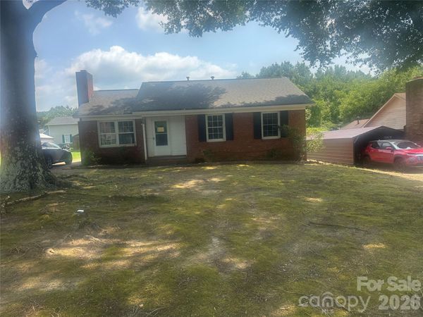 1109 Mclaughlin Street, Statesville, NC 28677