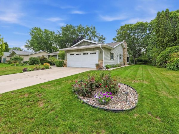 452 Willsher DRIVE, Fond Du Lac, WI 54935