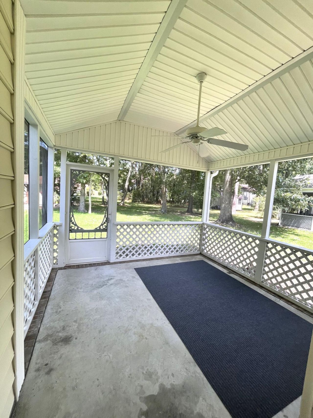 383 Springview Lane Photo 20