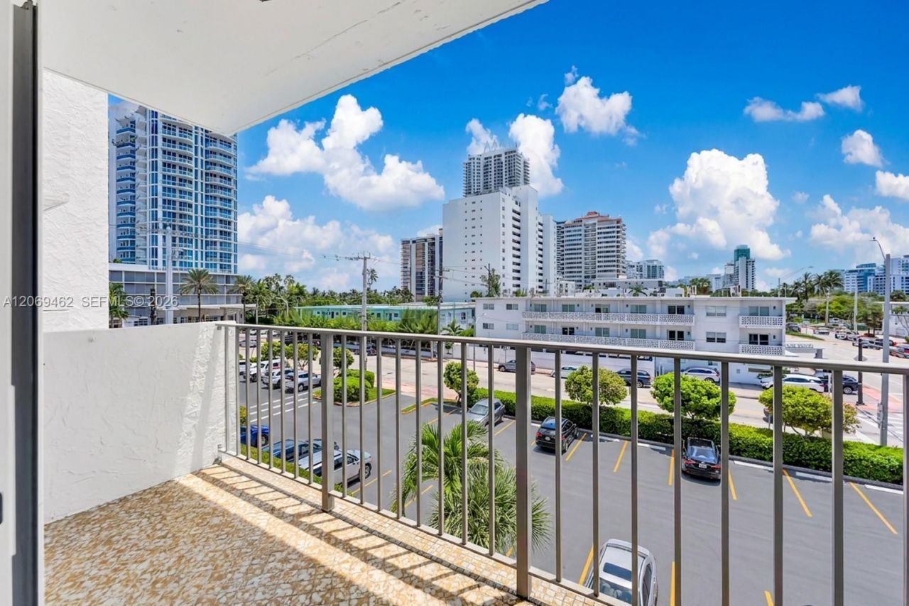 6545 Indian Creek Drive, Unit 408, Miami Beach, FL 33141 Photo