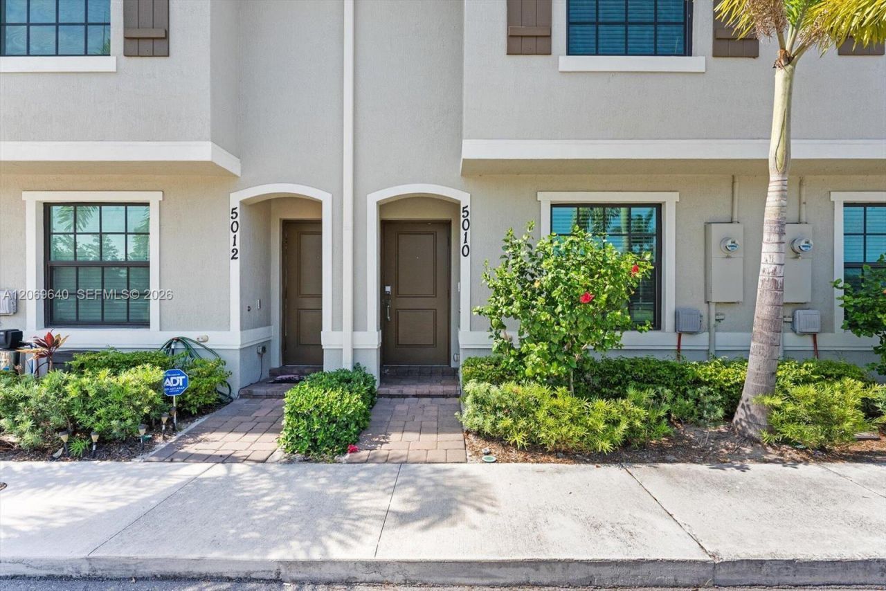 5010 Genove Pl , Unit 5010, Riviera Beach, FL 33410 Photo