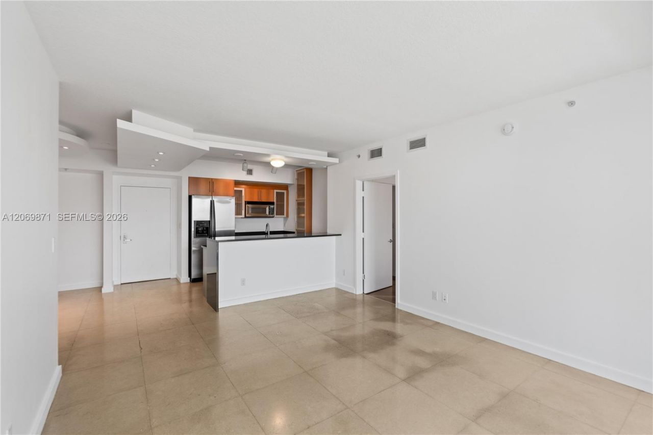 325 S Biscayne Blvd , Unit 2522, Miami, FL 33131 Photo