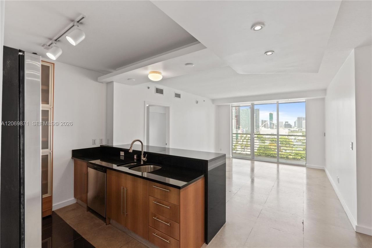 325 S Biscayne Blvd , Unit 2522, Miami, FL 33131 Photo