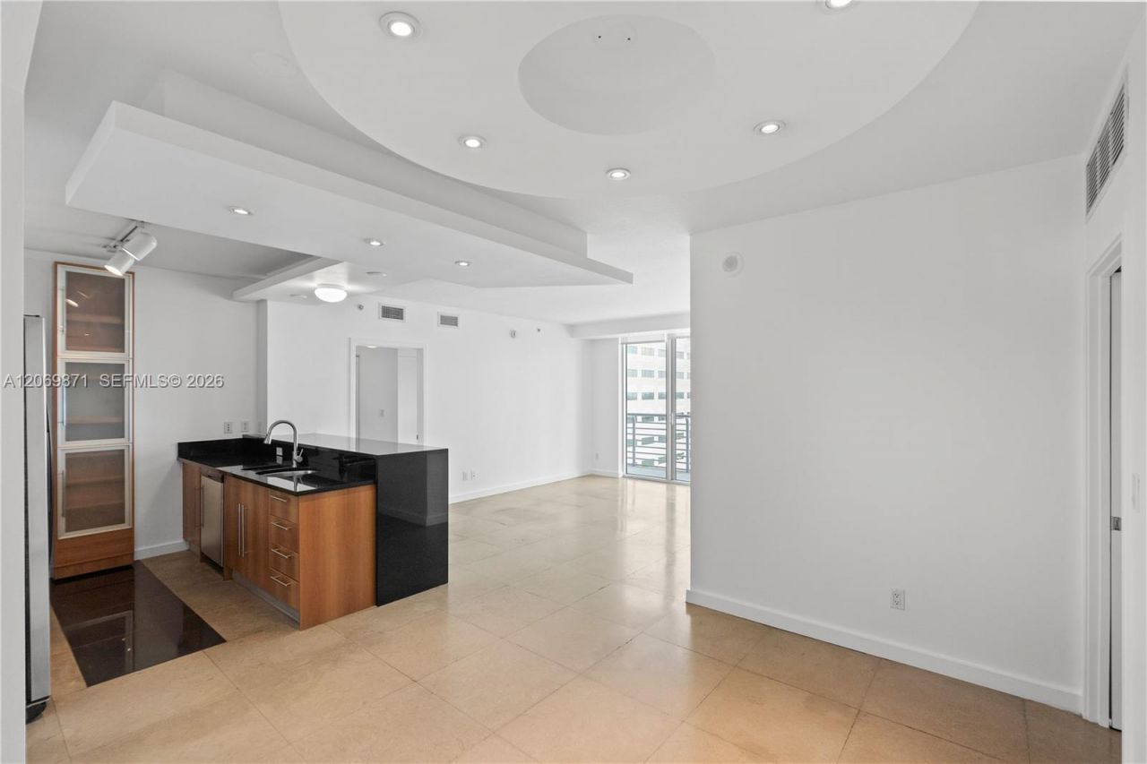325 S Biscayne Blvd , Unit 2522, Miami, FL 33131 Photo