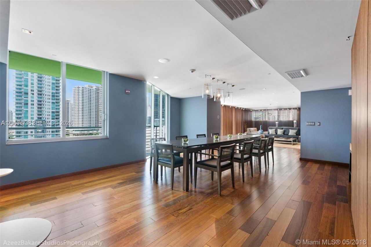 325 S Biscayne Blvd , Unit 2522, Miami, FL 33131 Photo