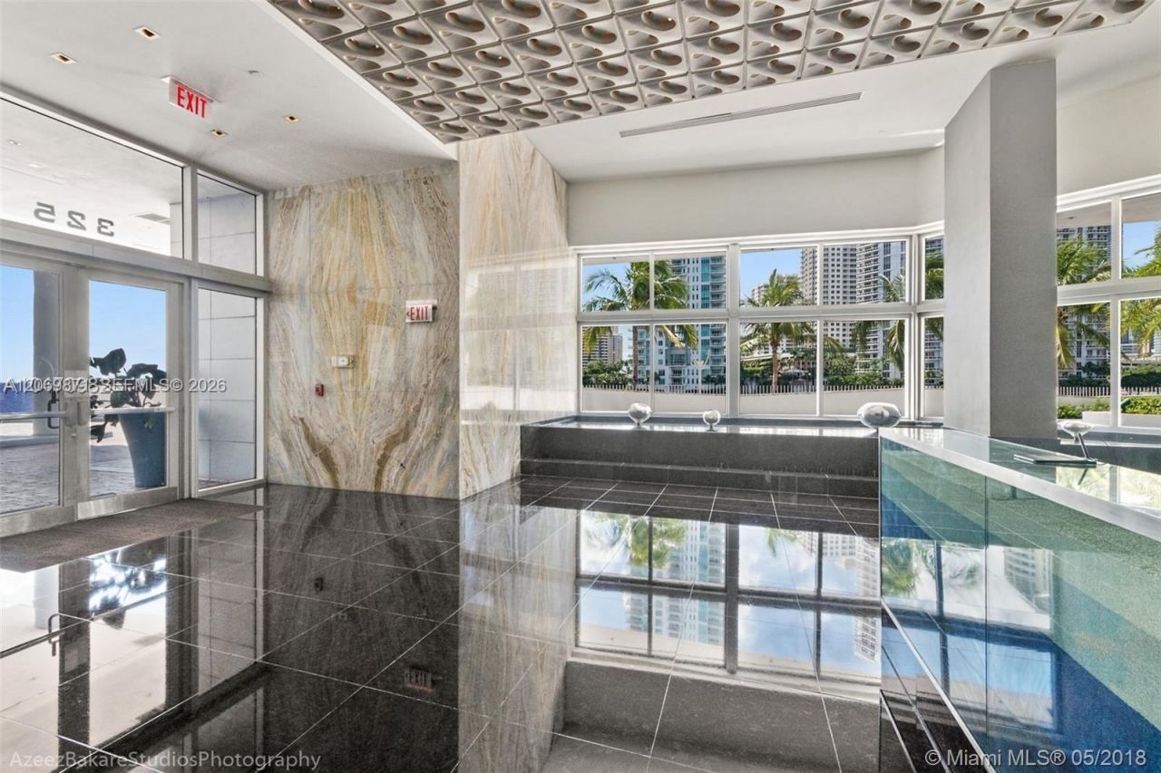 325 S Biscayne Blvd , Unit 2522, Miami, FL 33131 Photo