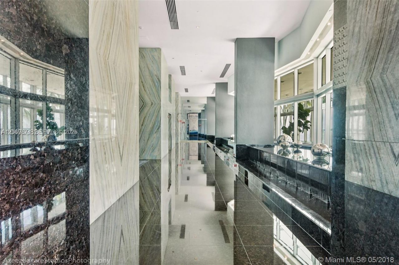 325 S Biscayne Blvd , Unit 2522, Miami, FL 33131 Photo