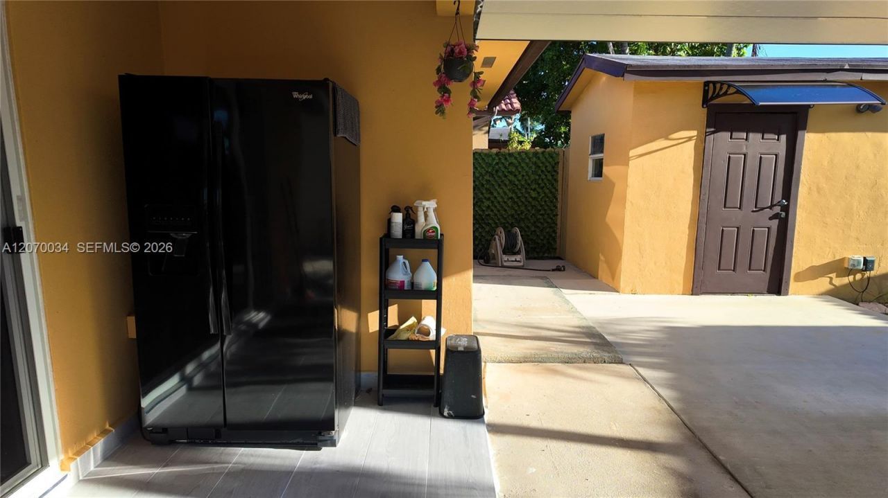 11570 SW 144th Path , Miami, FL 33186 Photo