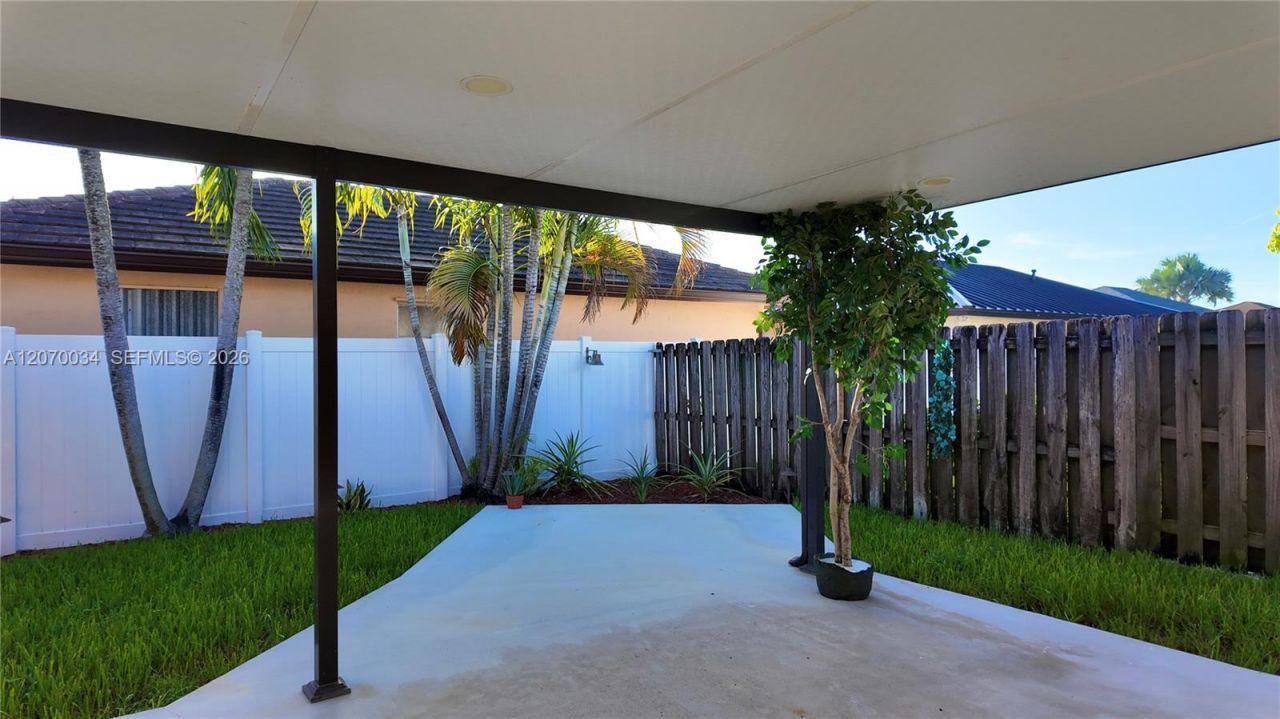 11570 SW 144th Path , Miami, FL 33186 Photo