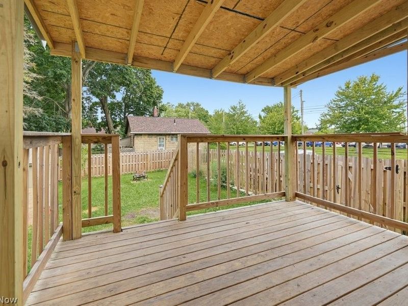 140 N Walnut Street, Ravenna, OH 44266 Photo 43