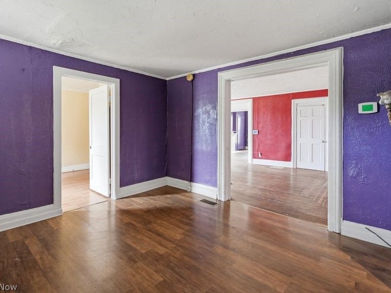 140 N Walnut Street, Ravenna, OH 44266 Photo 9