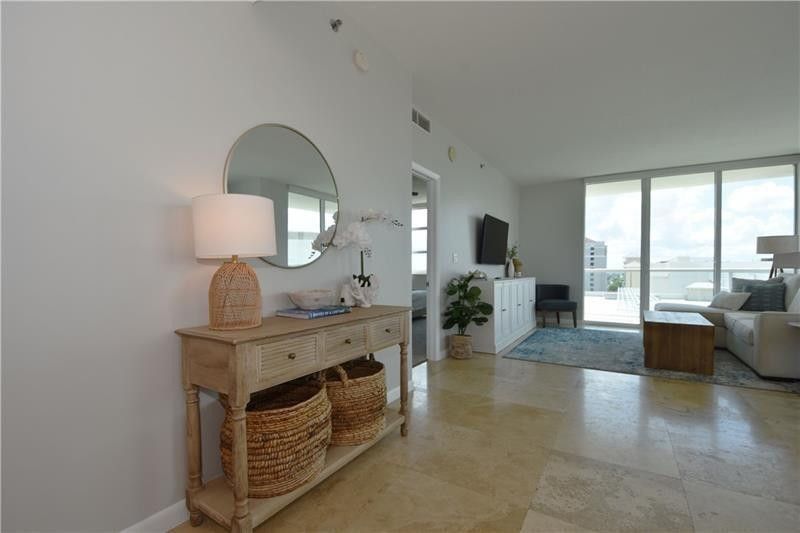 1819 SE 17th Street, Unit 804, Fort Lauderdale, FL 33316 Photo