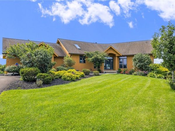 6591 Cherry Street , Victor, NY 14564