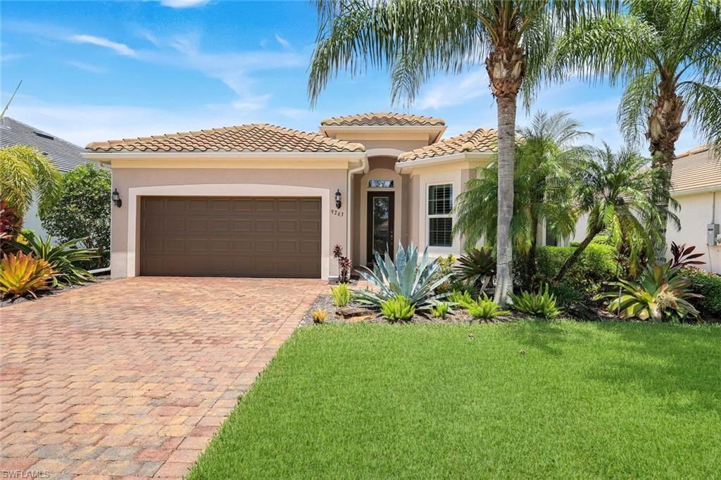 9263 Fieldstone Ln, Naples, FL 34120 Photo