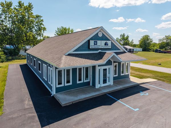 15 Lane 330 Big Otter Lake, Fremont, IN 46737