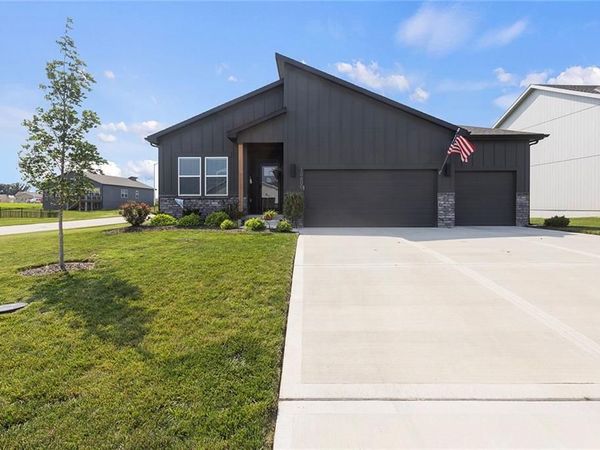10600 N Jefferson Street, Kansas City, MO 64155