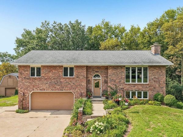 9440 West Street, Sauk City, WI 53583