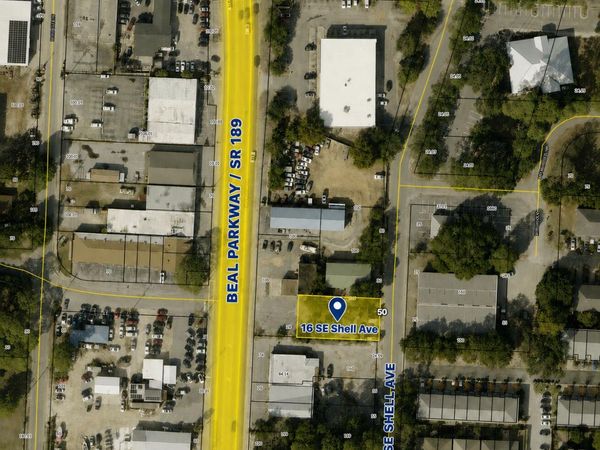16 SE Shell Avenue, Fort Walton Beach, FL 32548