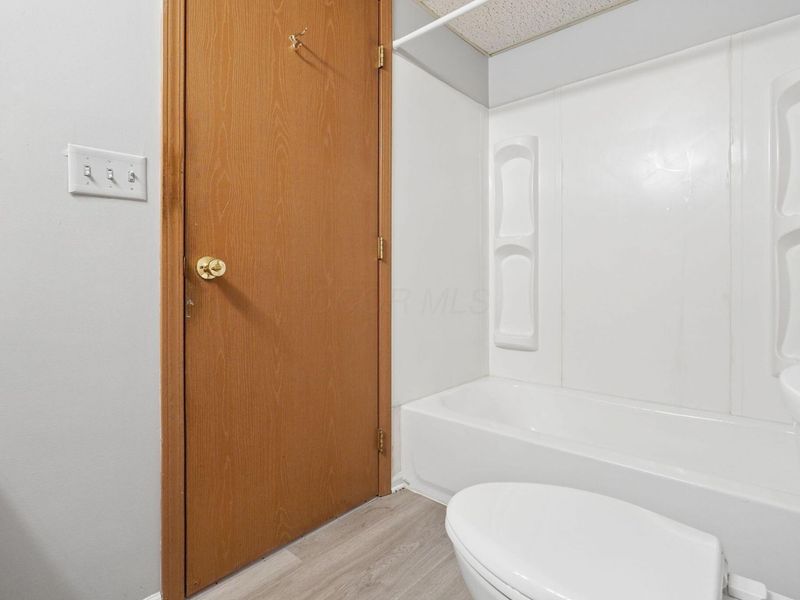 3941 Karl Road , Unit 218, Columbus, OH 43224 Photo 16