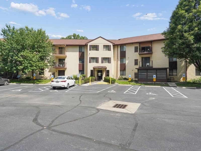 3941 Karl Road , Unit 218, Columbus, OH 43224 Photo 2