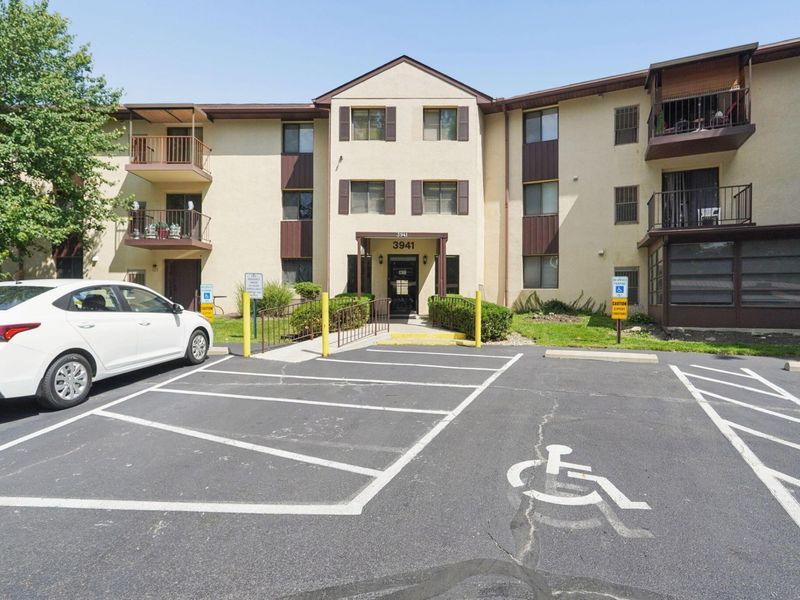 3941 Karl Road , Unit 218, Columbus, OH 43224 Photo 3