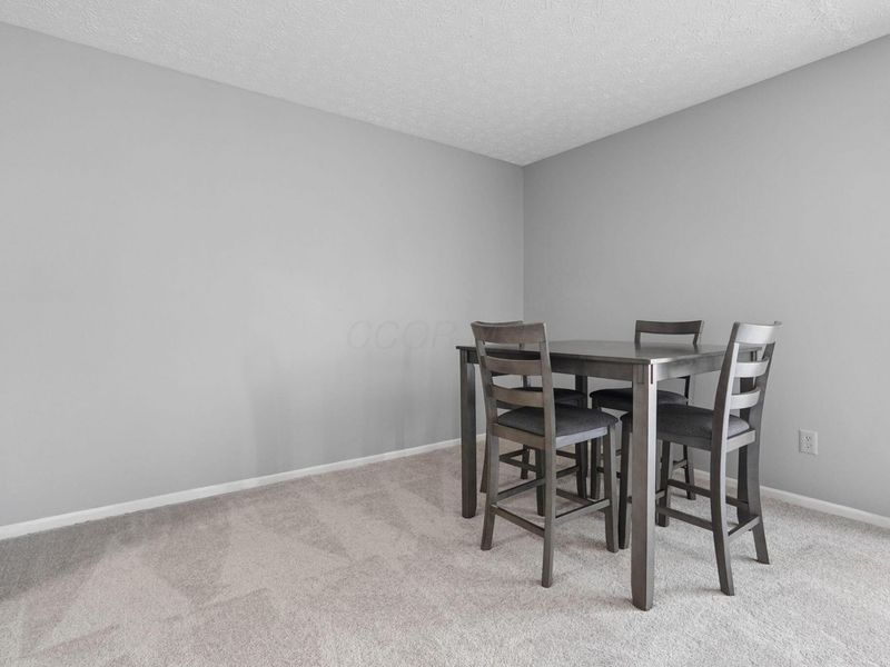 3941 Karl Road , Unit 218, Columbus, OH 43224 Photo 8