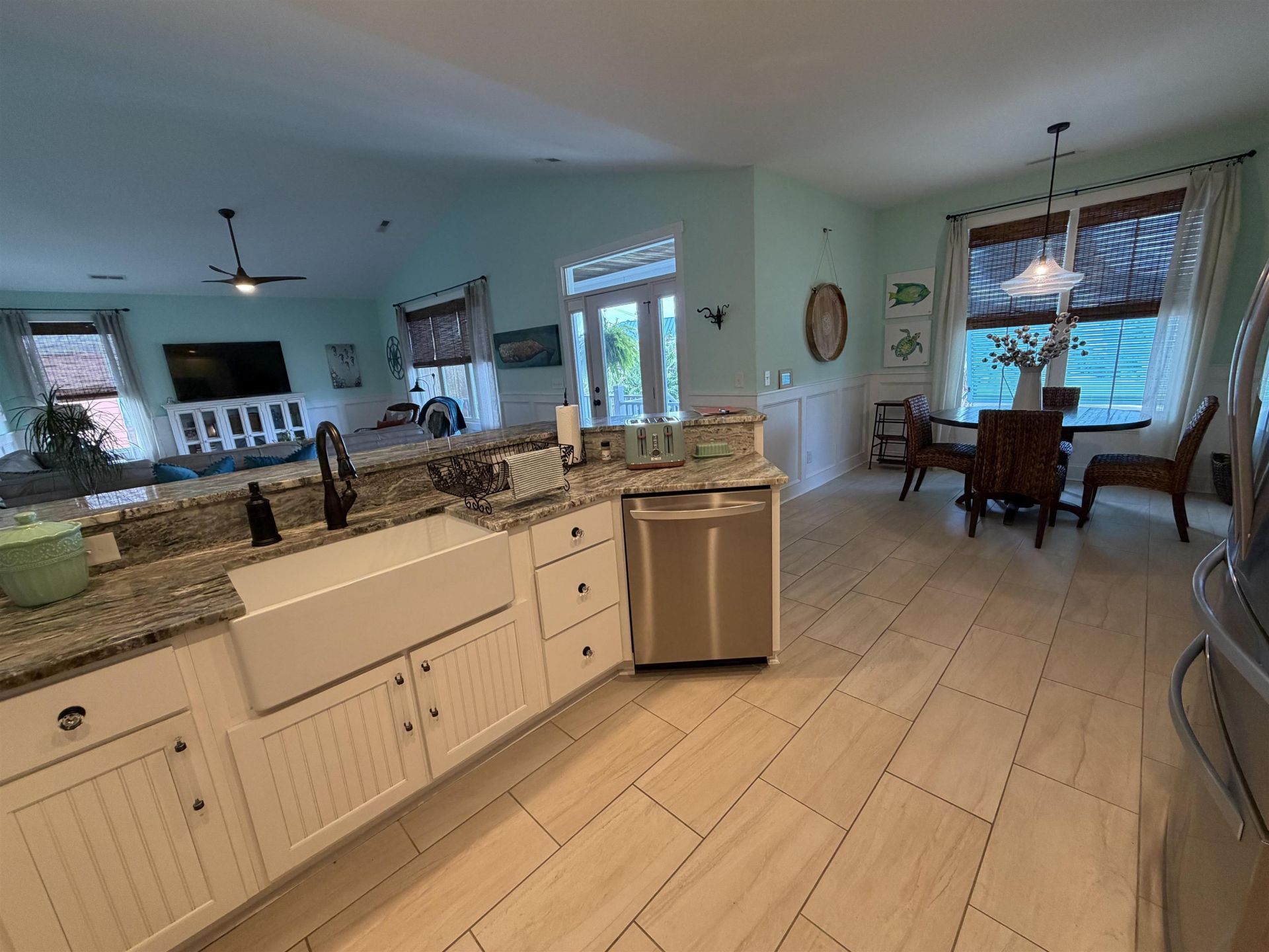 164 Lake Pointe Dr.  Photo 12