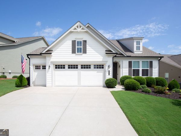 215 Silver Court, Hoschton, GA 30548