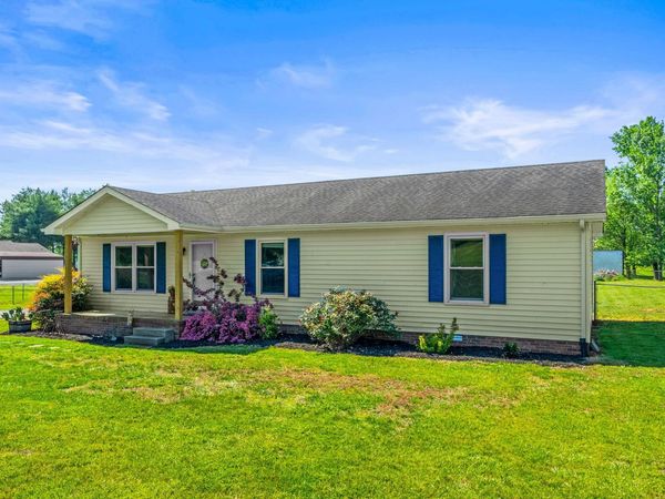 3922 Armstrong Rd , Springfield, TN 37172