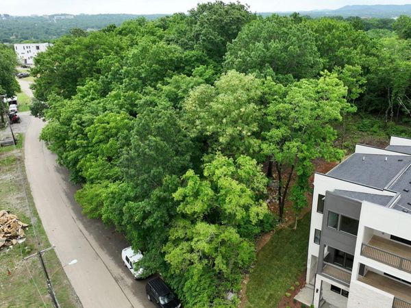 6031 Hill Cir , Nashville, TN 37209