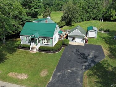 2470 Bauer Road, Eden, NY 14057