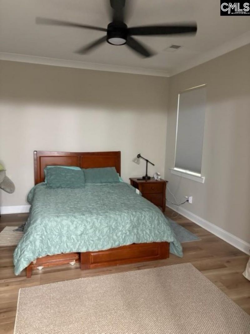 895 Horses Neck Road Photo 10