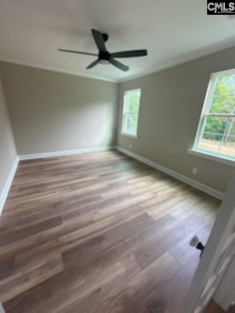 895 Horses Neck Road Photo 16