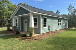 895 Horses Neck Road photo 4