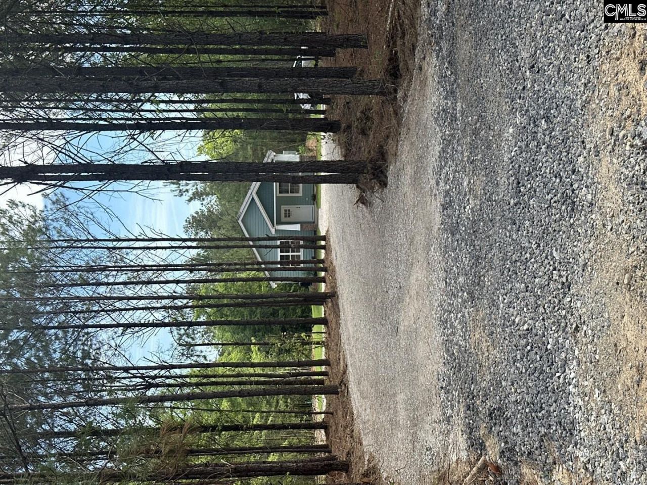 895 Horses Neck Road Photo 24